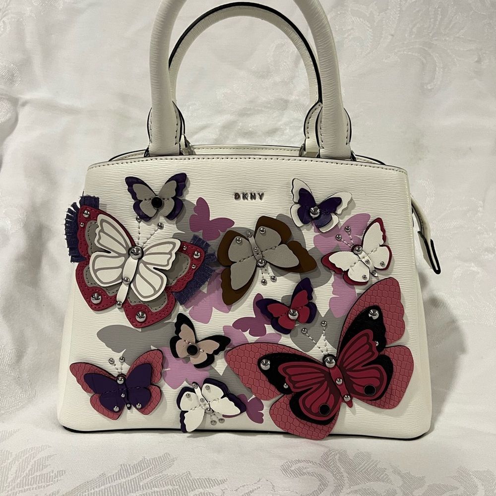 DKNY Paige MD Satchel in white